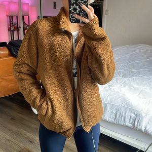 Uniqlo Fluffy Light Brown Jacket